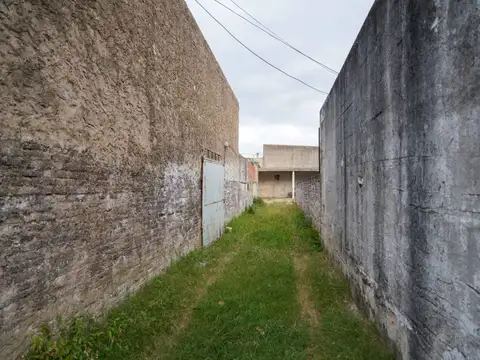 Local en Venta 96 años