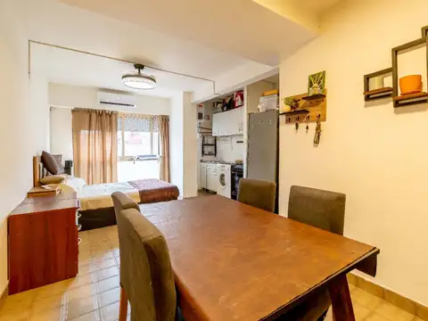 Depto Tipo Casa en Venta de 1 dormitorio