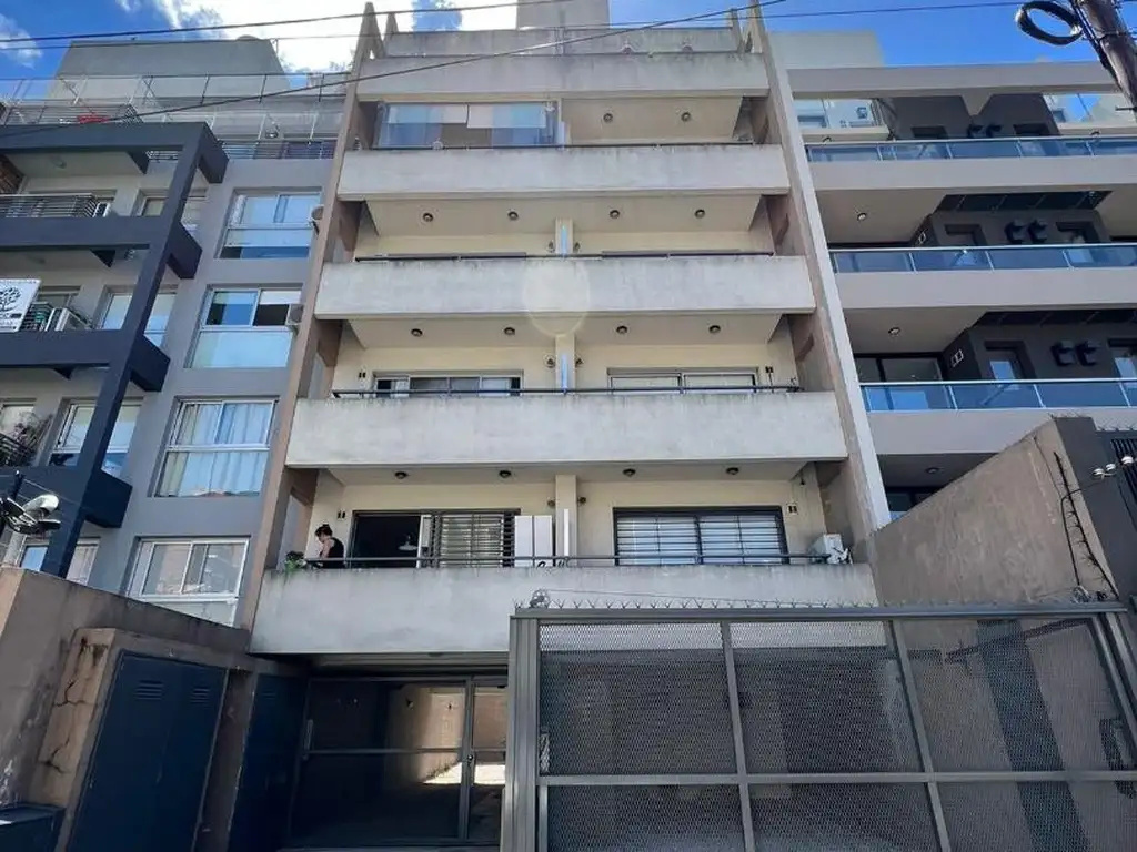Ada Elflein 2563 , Piso 1