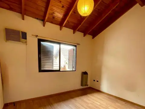 DUPLEX 3 AMBIENTES CON ENTRADA DE AUTO Y PATIO   EN ALQUILER   RAMOS MEJIA