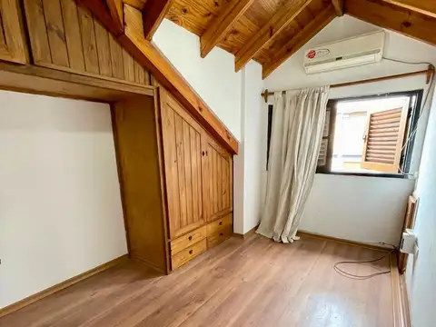 Depto Tipo Casa 3 ambientes con 1 baño