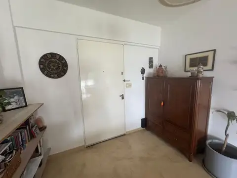 Avenida Hipólito Yrigoyen 500