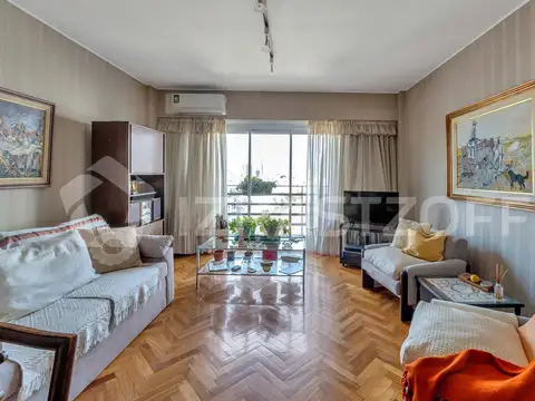 Departamento en Venta - Recoleta 2 dormitorios luminosos al  frente con balcón