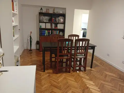 Departamento en Almagro 2 ambientes piso alto
