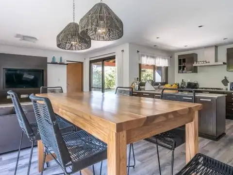 Casa en Venta al Oeste