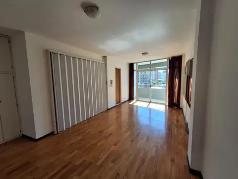 Departamento en alquiler Corrientes al 100 Zona Parque España Rosario