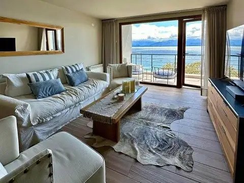 Departamento con vista al lago