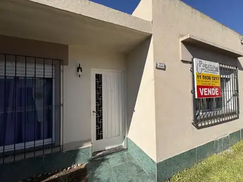 Einstein 4920 , Piso 0