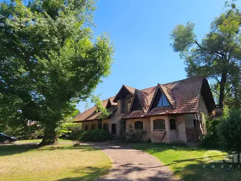 Casa en River Oaks