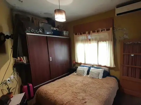 Depto Tipo Casa 5 ambientes con 2 baños