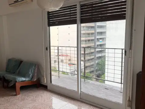 Muniz 900, Piso 7