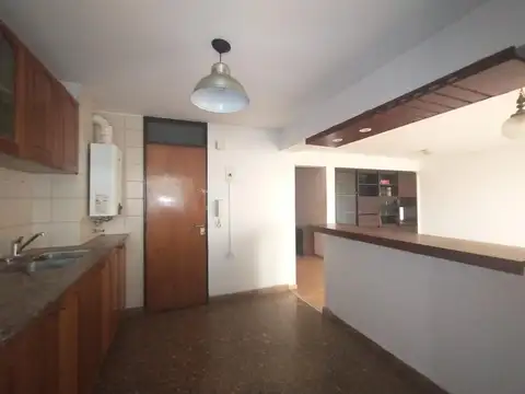 Departamento en Alquiler de 3 dormitorios