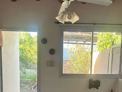 Casa en Alquiler con 1 cochera