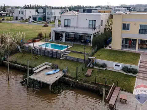 CASA EN VENTA EN EL CANAL TIGRE