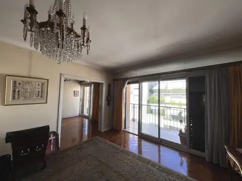 Departamento en Alquiler de 5 ambientes