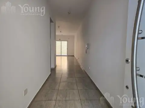 Depto Tipo Casa en Alquiler de 1 dormitorio