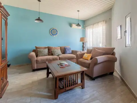 VENTA PH de 3 ambientes al frente con terraza Barrio Versalles