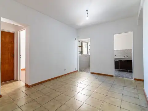 Venta depto 2 amb en Flores cocina independiente