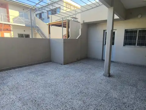 Depto Tipo Casa en Venta 2 años