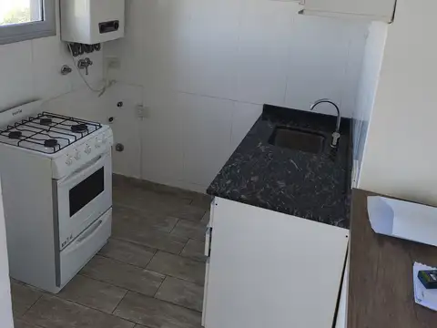 ZAPIOLA 100, Piso 4