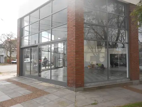 Local en Venta en Villa Martelli, USD 550.000