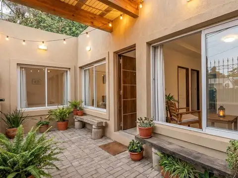 Casa Garín 4 ambientes con cochera y quincho