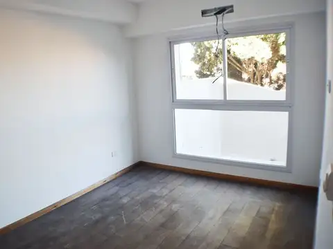 Casa - Venta - Argentina, Villa Sarmiento - Mejico 761