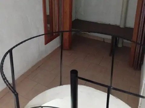 Depto Tipo Casa en Alquiler en Caseros, $ 1.500.000
