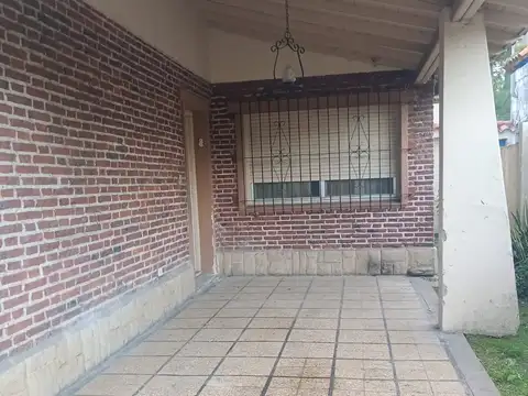 Casa en Venta en Don Torcuato, USD 105.000