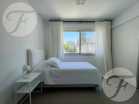 Dúplex 3 Ambientes con Patio, Jardín, Parrilla y Cochera en Belgrano R