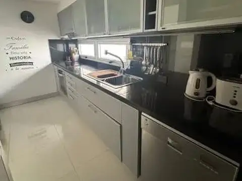 Departamento en Alquiler de 4 ambientes