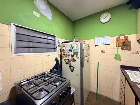 CASA EN VENTA LOTE PROPIO EN VILLA LUGANO