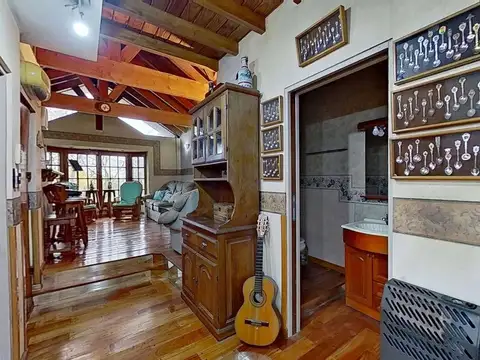 Depto Tipo Casa en Venta con 1 cocheras