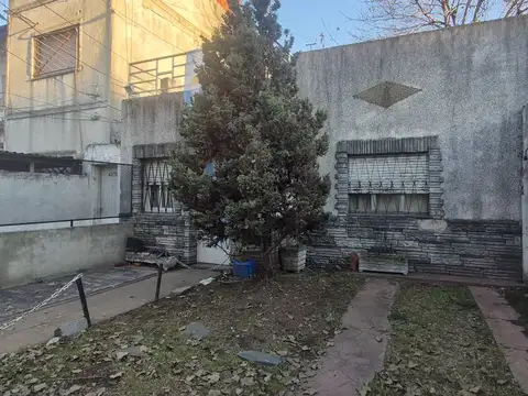 Av Urquiza 4000