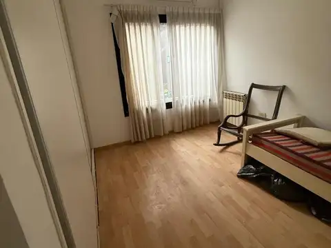 Casa en  calle 5 esquina 504