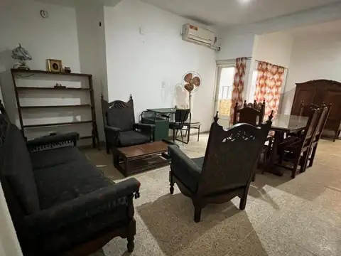 Mitre n°119- 1er piso - dpto con 2 privados