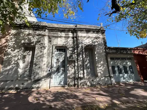 Casa en venta Barrio Sarmiento
