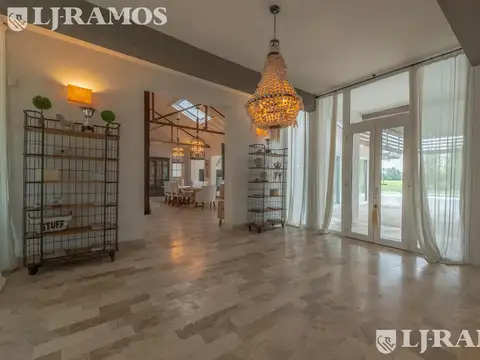 IMPORTANTE CASA A POLO-CANCHA DE TENNIS-B C CHACRAS DE MURRAY | PILAR