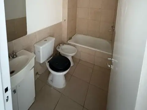 Departamento en Alquiler en General Jose De San Martin, $ 290.000