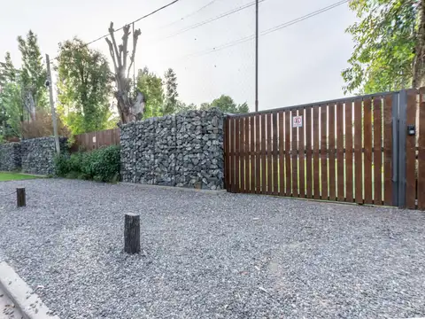 Casa en Venta en La Plata [Cod: 662]