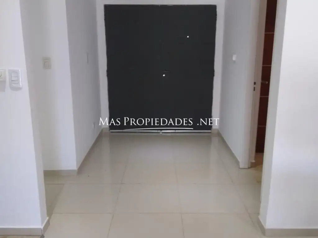 Casa - 150  m² Cubierta | 3 dormitorios | 7 años | 4 baños | 4 ambientes | 1 cochera