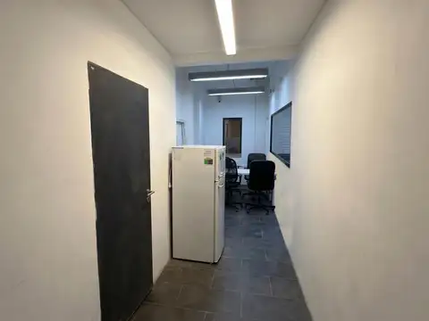 Galpon en Venta 18  mts Fondo