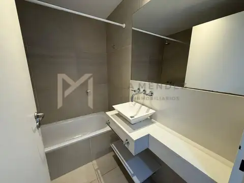 Departamento en Alquiler con 1 cocheras