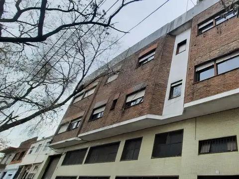 Mendoza 2700