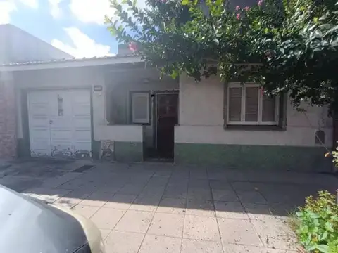 Casa en venta - 2 Dormitorios 2 Baños - Mar del Plata