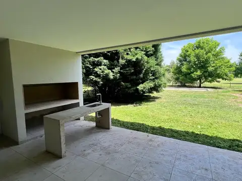 Casa en Venta al Este