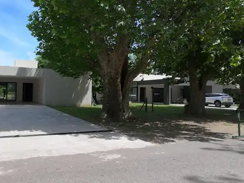 Casa en Venta en Ibarlucea, USD 410.000