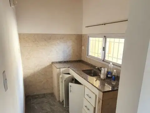Departamento en Alquiler en Villa Constitución, $ 400.000
