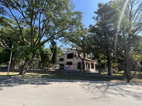 Av. Costanera y Pje. A.