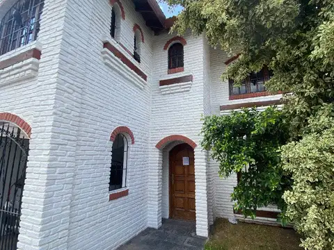 PH 5 AMB, MORON al frente